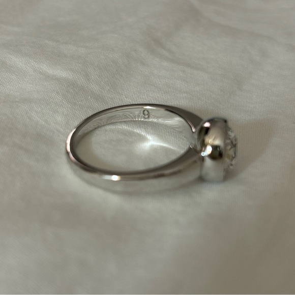 Swarovski Touchstone Crystal Silver Bliss Ring - Picture 5 of 6